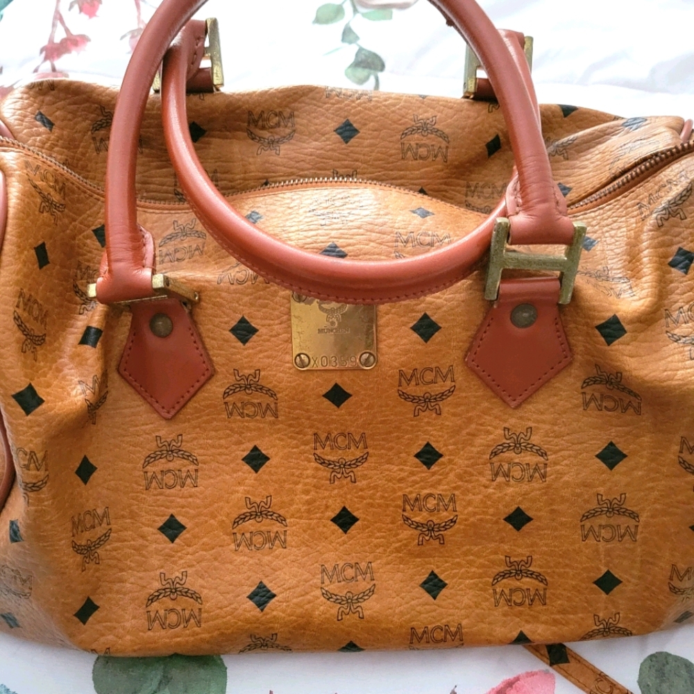 Vintage MCM Boston style bag